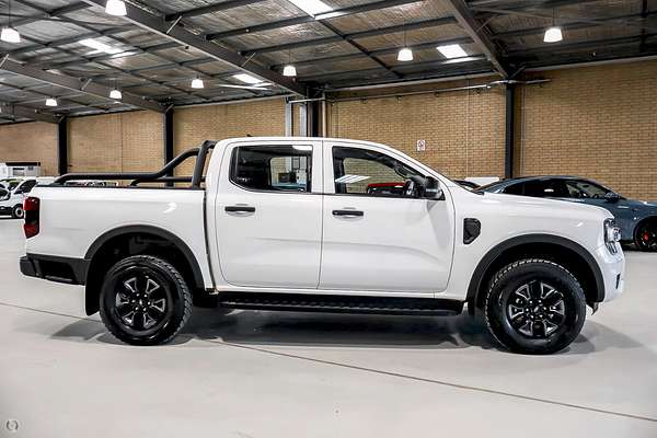 2024 Ford Ranger Black Edition 4X4 2.0L thumb-3