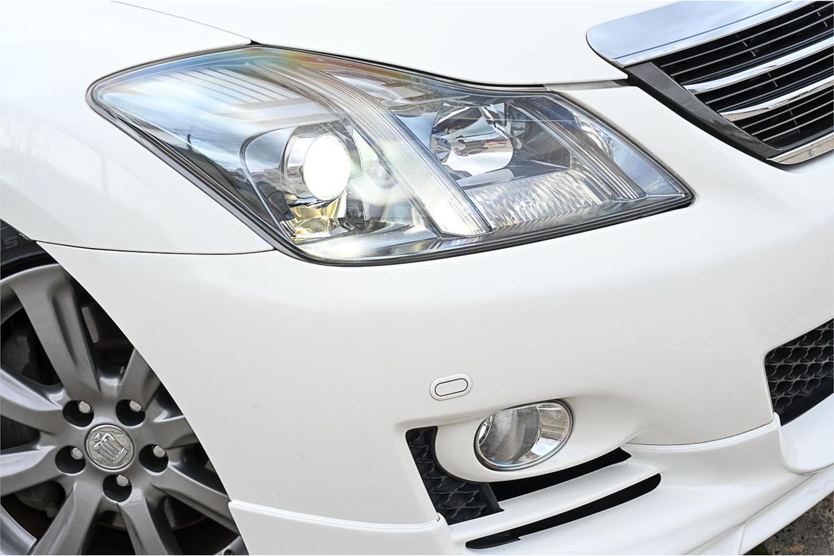 2008 Toyota Crown G GRS204