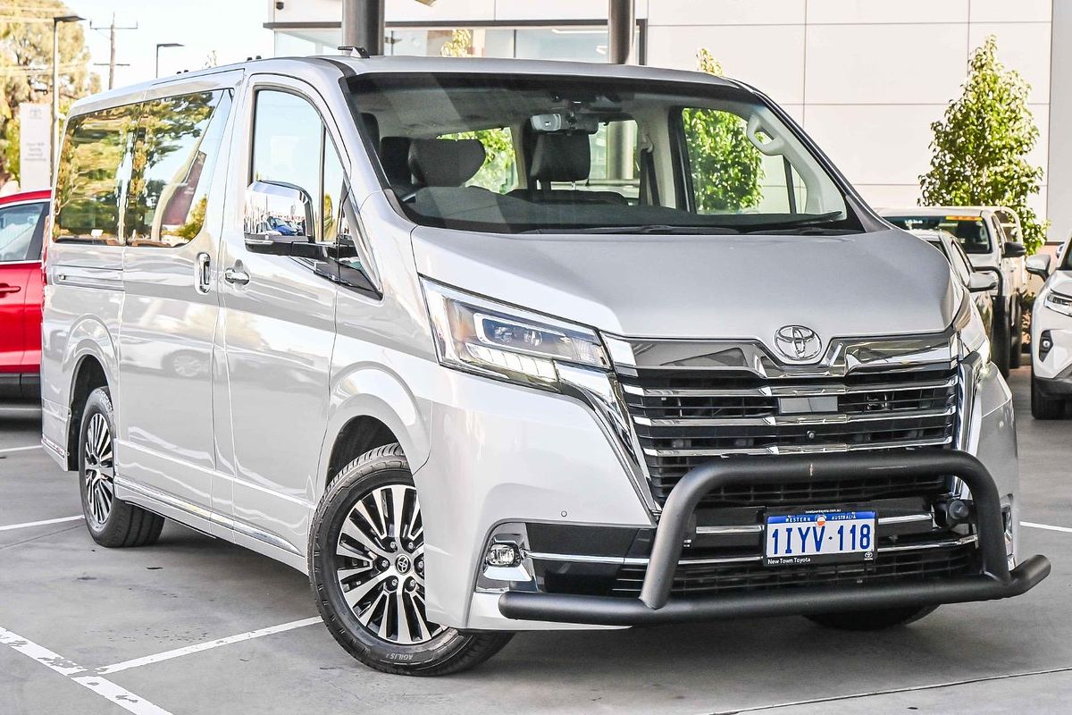 2019 Toyota Granvia GDH303R