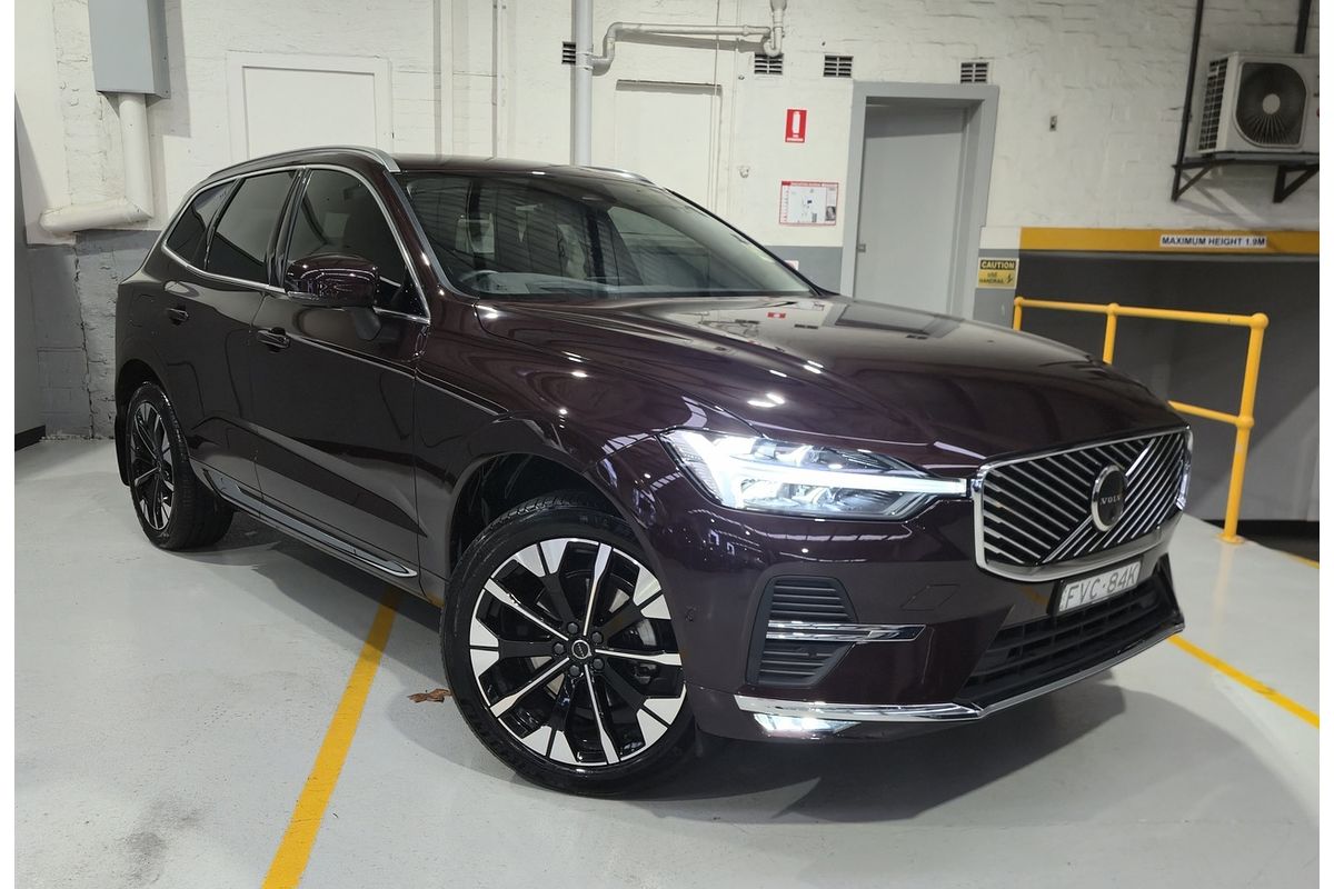 2025 Volvo XC60 Plus B5 Bright
