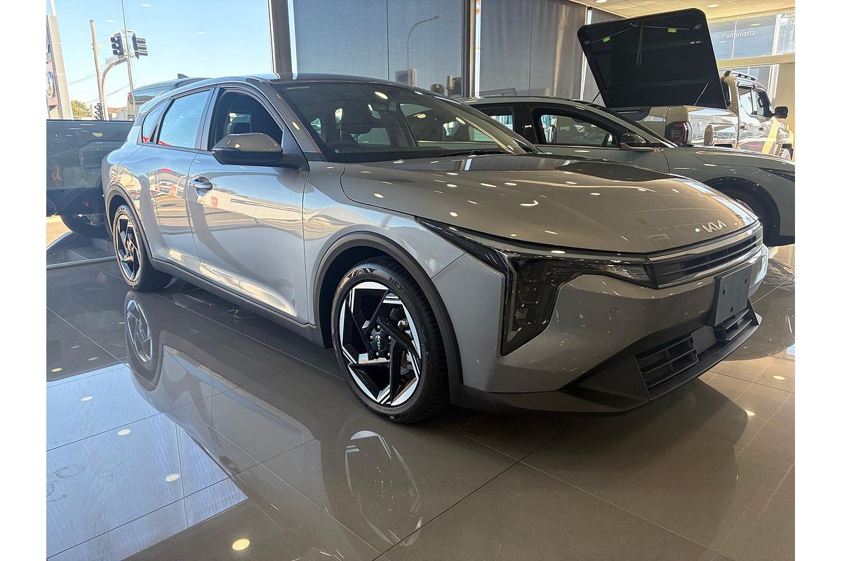 2025 Kia K4 Sport CL4m