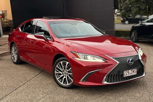 2020 Lexus ES ES300h Luxury AXZH10R