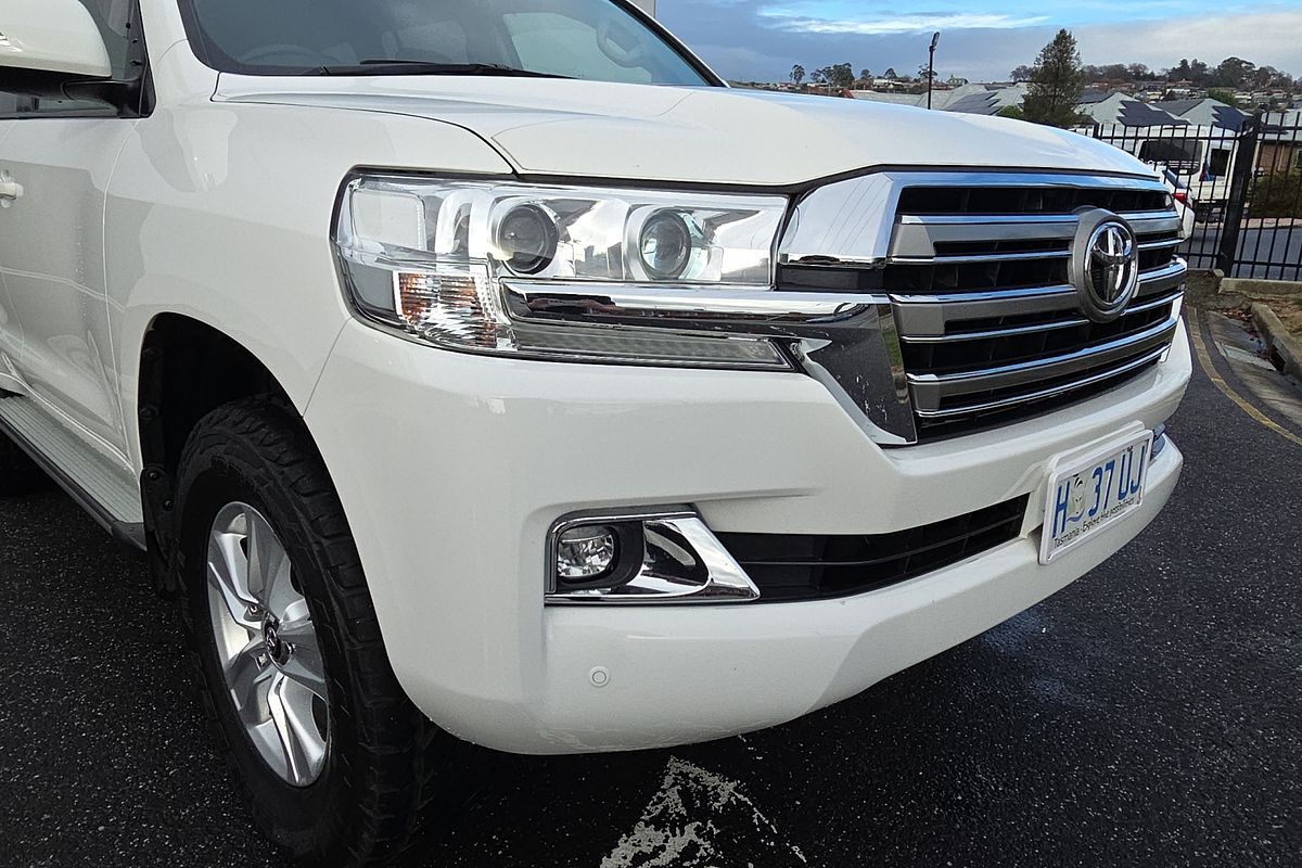 Landcruiser Wagon GXL 4.5L T Diesel Automatic 5496190 004 Landcruiser Wagon GXL 4.5L T Diesel Automatic 5496190 004