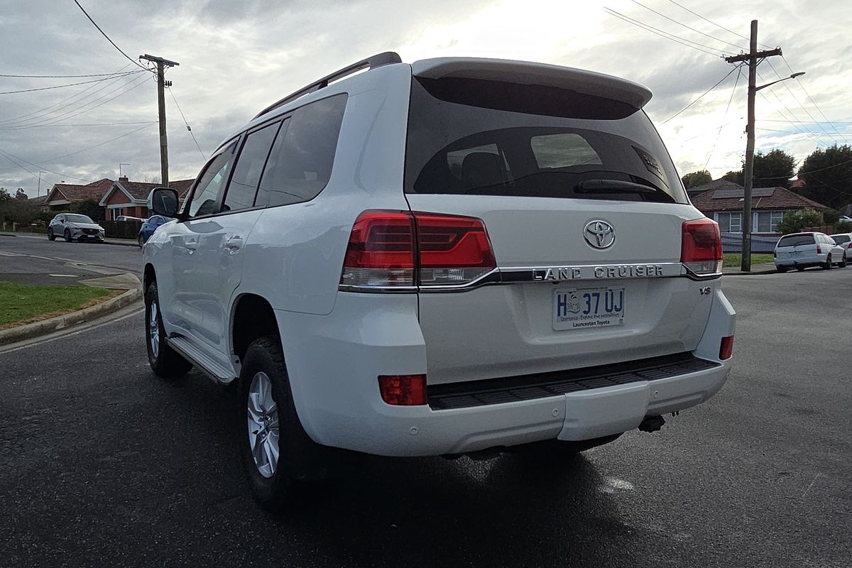 Landcruiser Wagon GXL 4.5L T Diesel Automatic 5496190 004 Landcruiser Wagon GXL 4.5L T Diesel Automatic 5496190 004