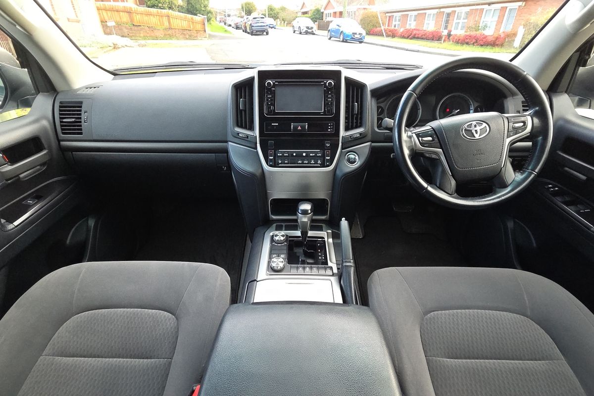 2018 Toyota Landcruiser GXL VDJ200R