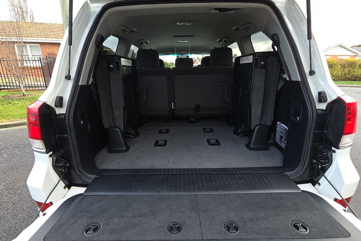 2018 Toyota Landcruiser GXL VDJ200R