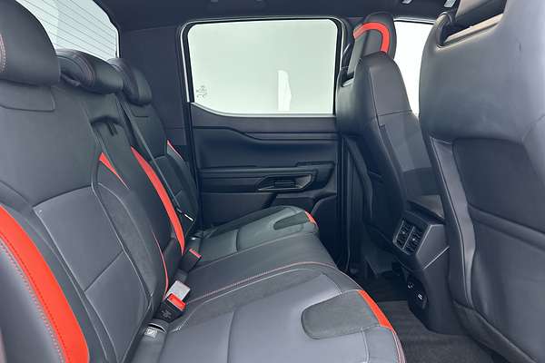 2025 Ford Ranger Raptor 4X4 3.0L thumb-11
