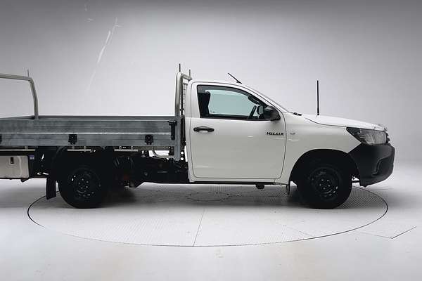2020 Toyota Hilux Workmate TGN121R Rear Wheel Drive thumb-8