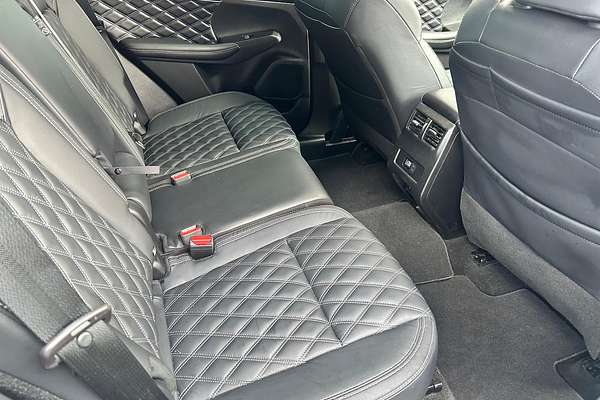2022 Mitsubishi Outlander Exceed ZM thumb-14