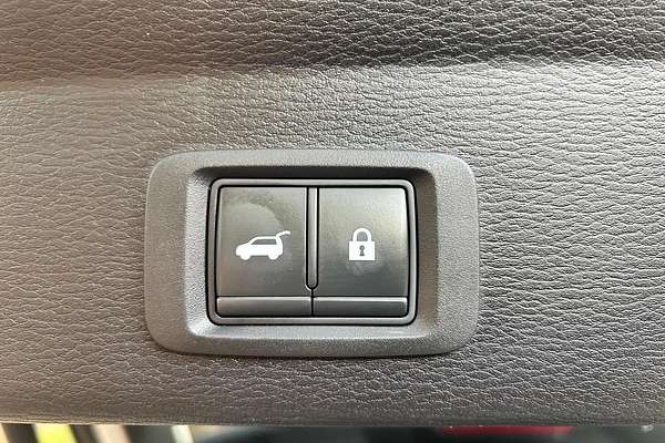 2022 Mitsubishi Outlander Exceed ZM thumb-16