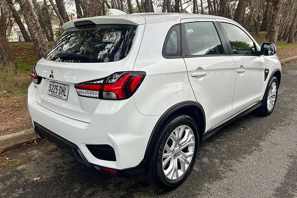 2020 Mitsubishi ASX ES XD thumb-5
