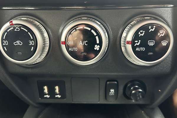 2020 Mitsubishi ASX ES XD thumb-12