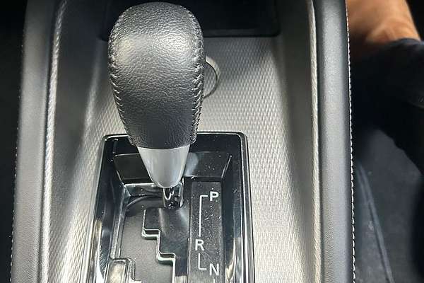 2020 Mitsubishi ASX ES XD thumb-16