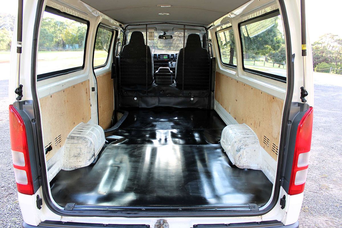 2018 Toyota Hiace KDH201R LWB