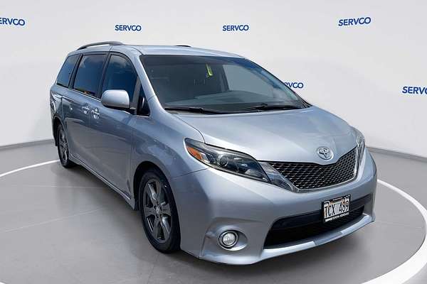 2017 Toyota SIENNA SE