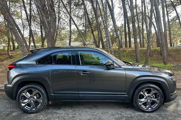 2021 Mazda MX-30 G20e Astina DR Series thumb-8