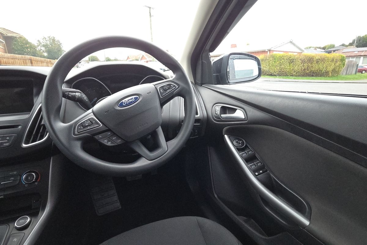 2016 Ford FOCUS TREND 6 SP AUTOMATIC 5D HATCHBACK T4