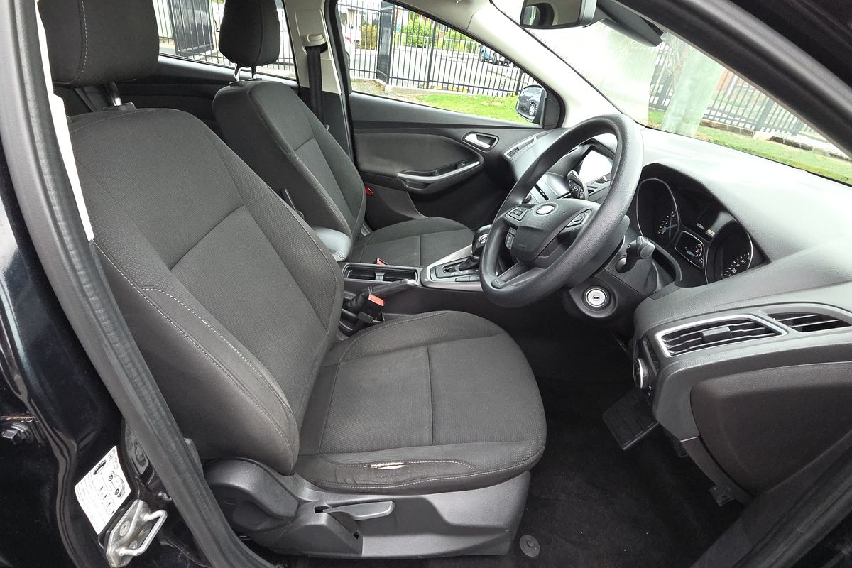 2016 Ford FOCUS TREND 6 SP AUTOMATIC 5D HATCHBACK T4