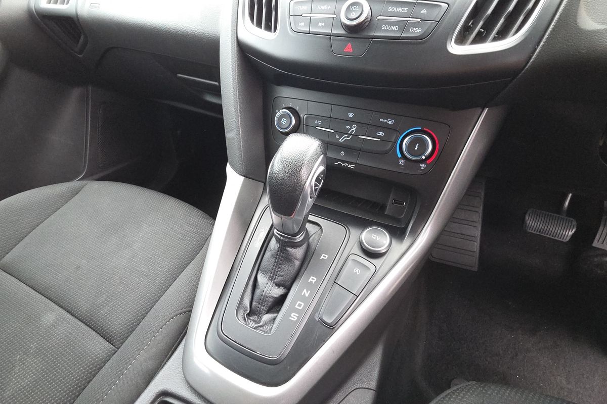2016 Ford FOCUS TREND 6 SP AUTOMATIC 5D HATCHBACK T4