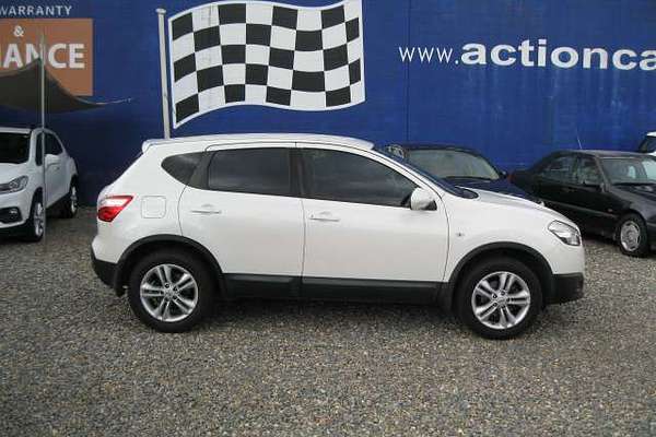2013 Nissan Dualis ST J10 Series 3