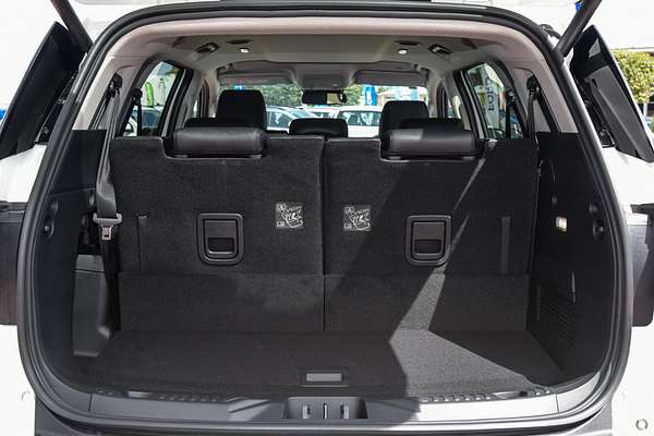 2025 Ford Everest Sport 3.0L thumb-8