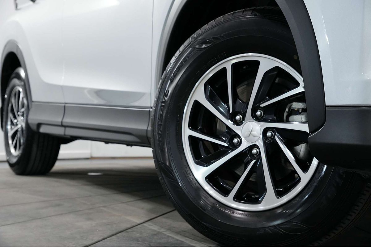 2023 Mitsubishi Eclipse Cross ES YB