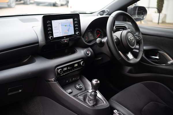 2021 Toyota Yaris GR GXPA16R thumb-13