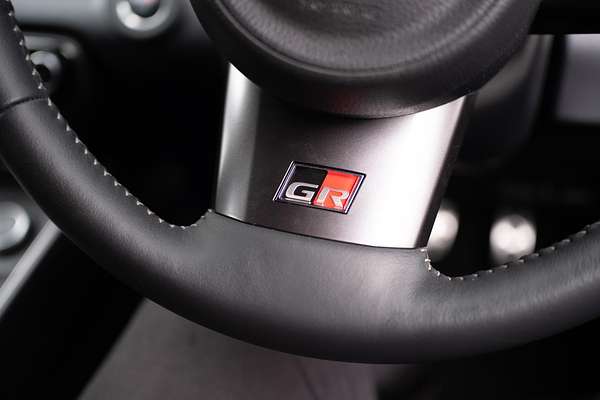 2021 Toyota Yaris GR GXPA16R thumb-19