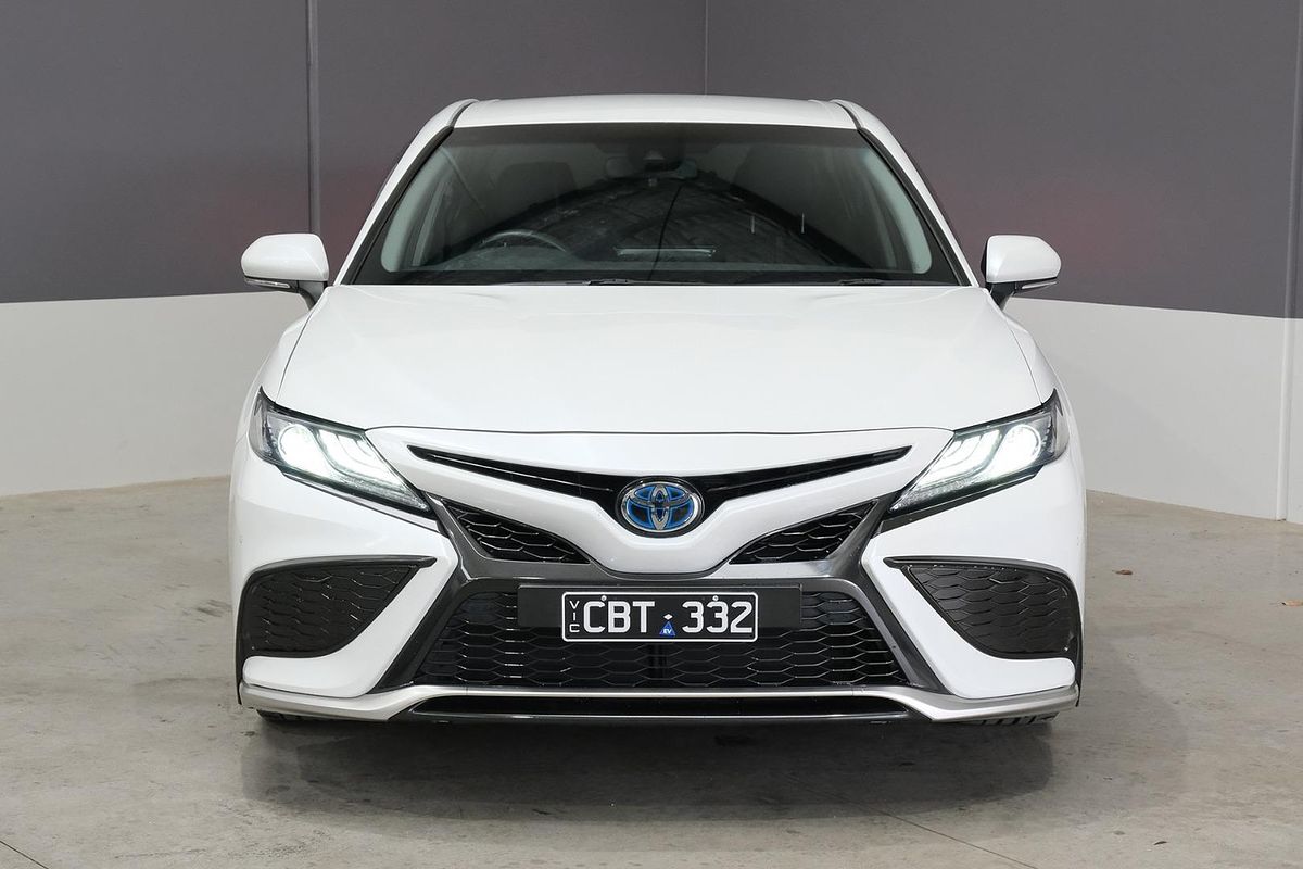2022 Toyota Camry SX AXVH70R