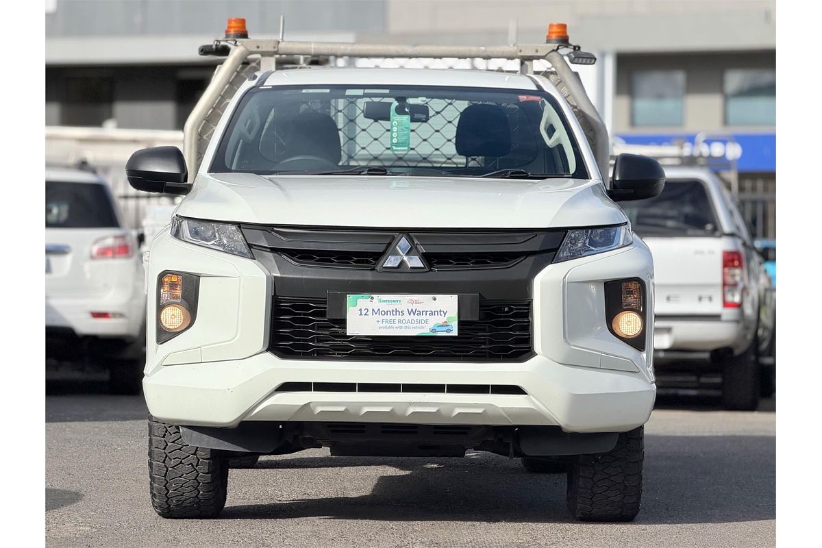 2019 Mitsubishi Triton GLX MR 4X4