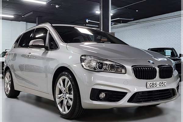 2015 BMW 2 20i ACTIVE TOURER SPORT LINE F45