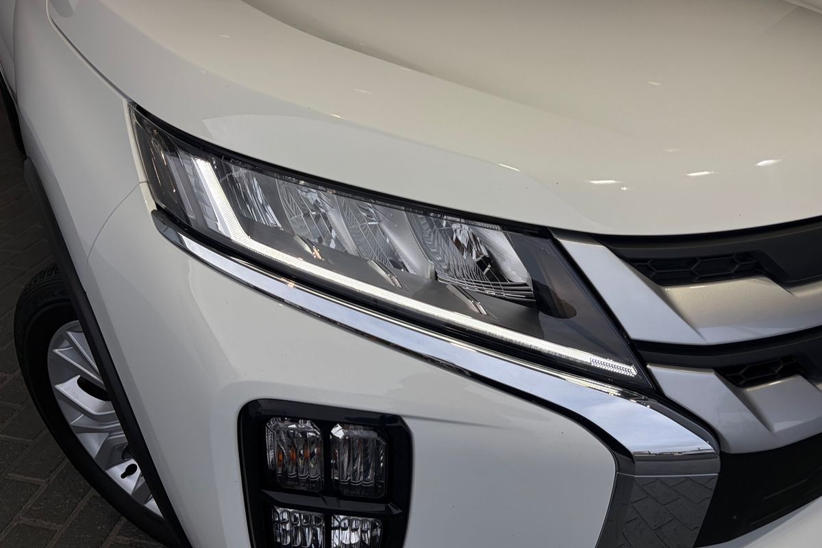 2023 Mitsubishi ASX ES XD