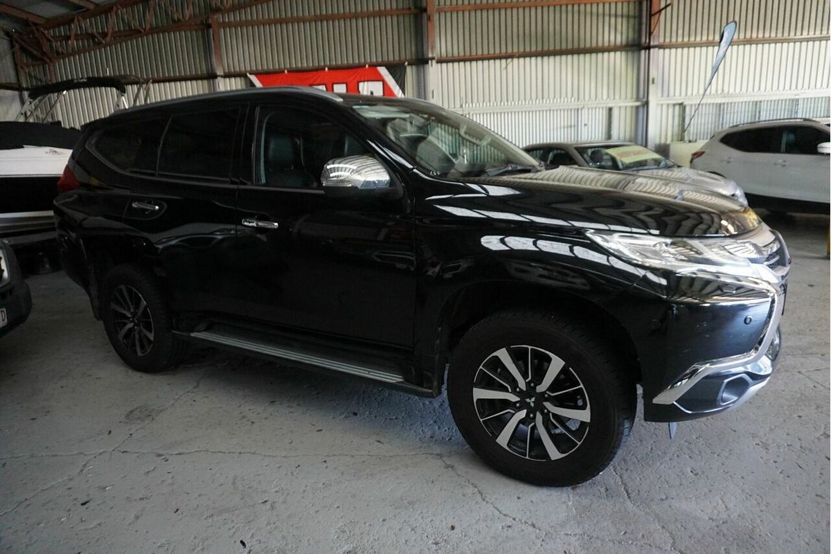 2018 Mitsubishi Pajero Exceed NX