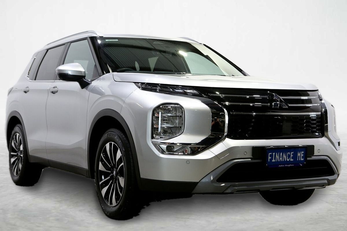 2025 Mitsubishi Outlander LS ZM