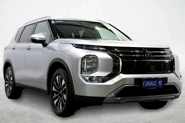 2025 Mitsubishi Outlander LS ZM