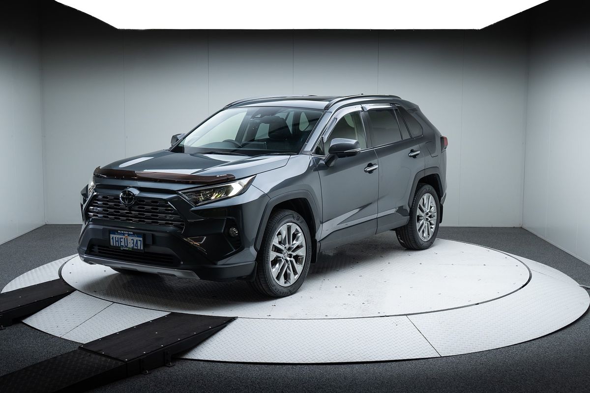 2020 Toyota RAV4 Cruiser MXAA52R