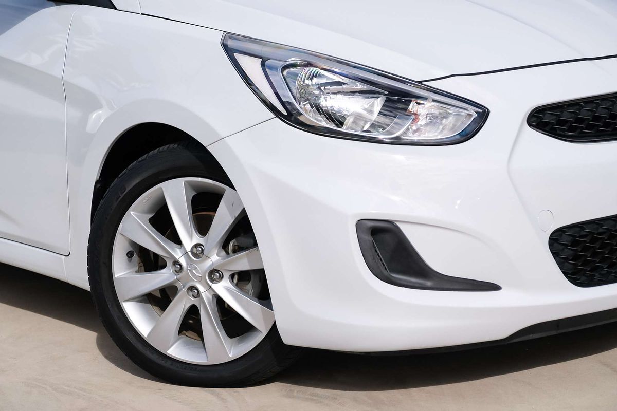 2017 Hyundai Accent Sport RB6