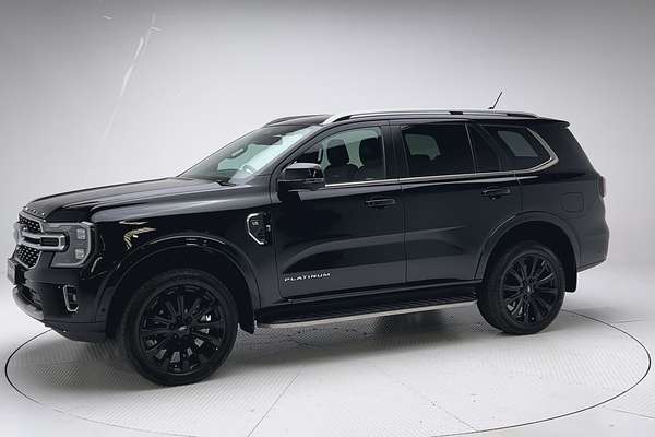 2023 Ford Everest Platinum 3.0L thumb-3