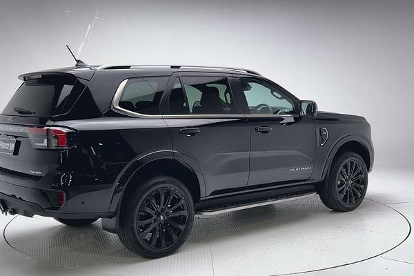 2023 Ford Everest Platinum 3.0L thumb-7