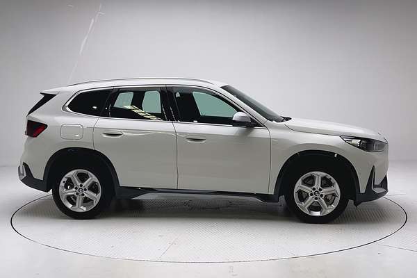 2023 BMW X1 sDrive18i U11 thumb-8