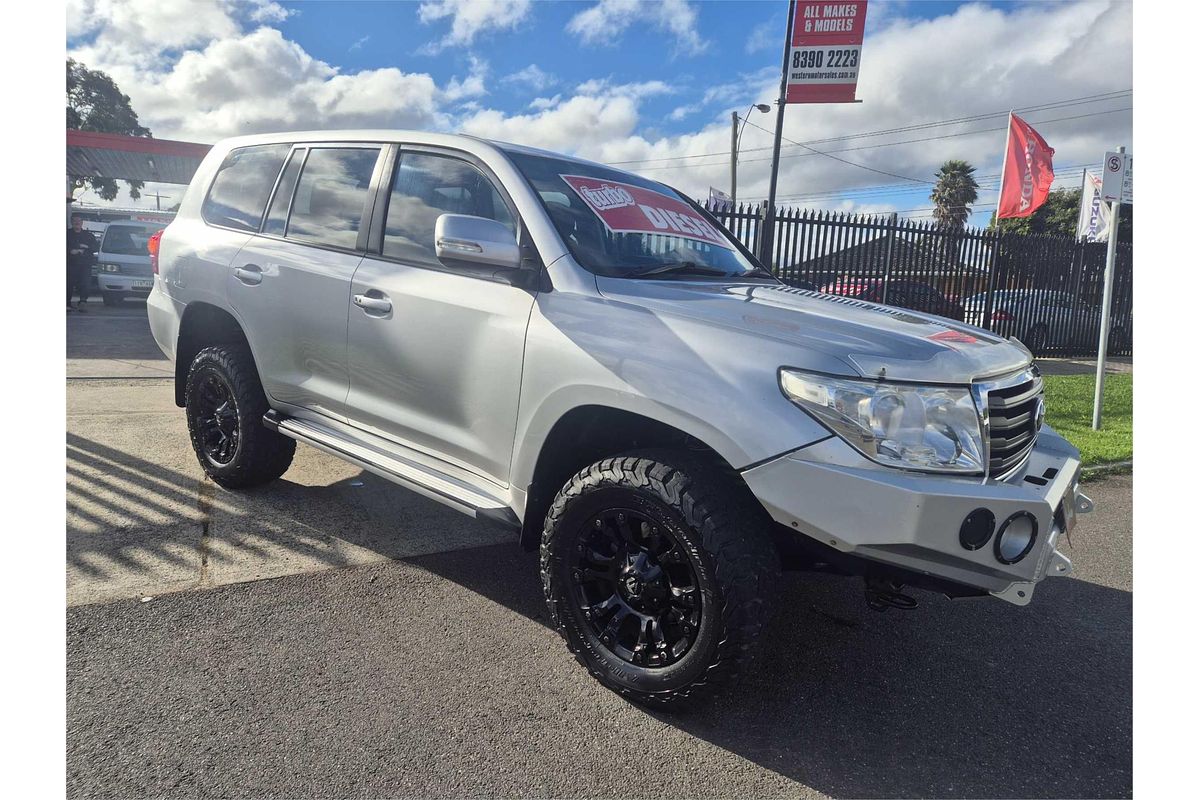 2012 Toyota Landcruiser GXL VDJ200R 09 UPGRADE