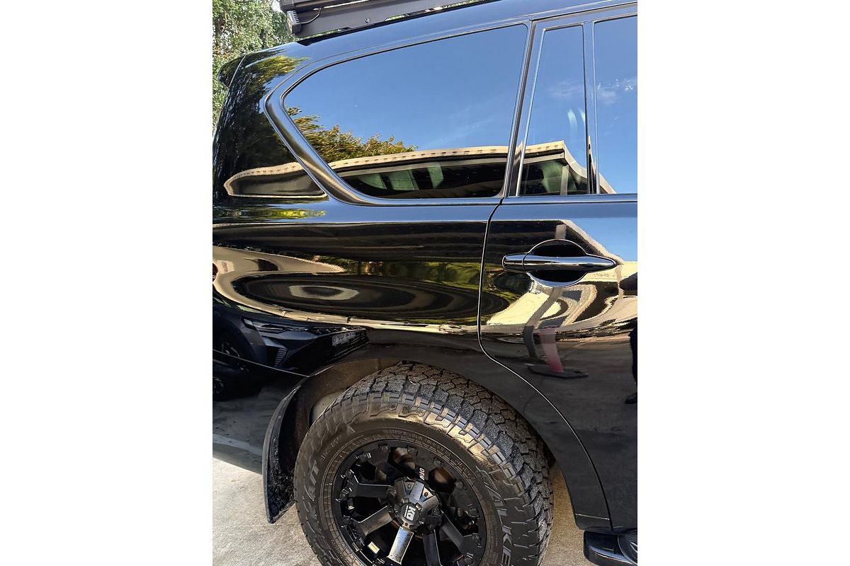 2023 Nissan Patrol Ti-L Y62