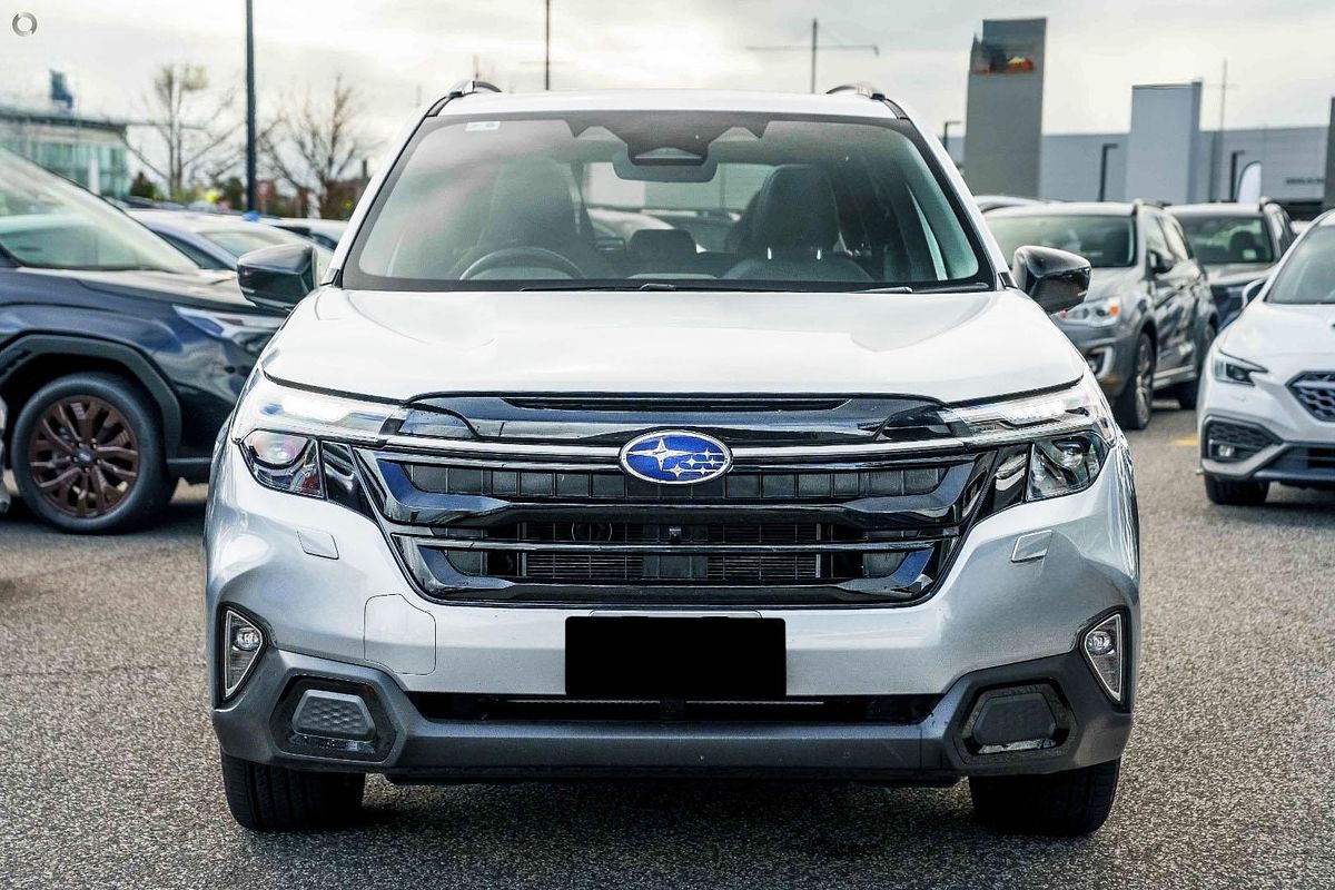 2025 Subaru Forester Hybrid Touring S6