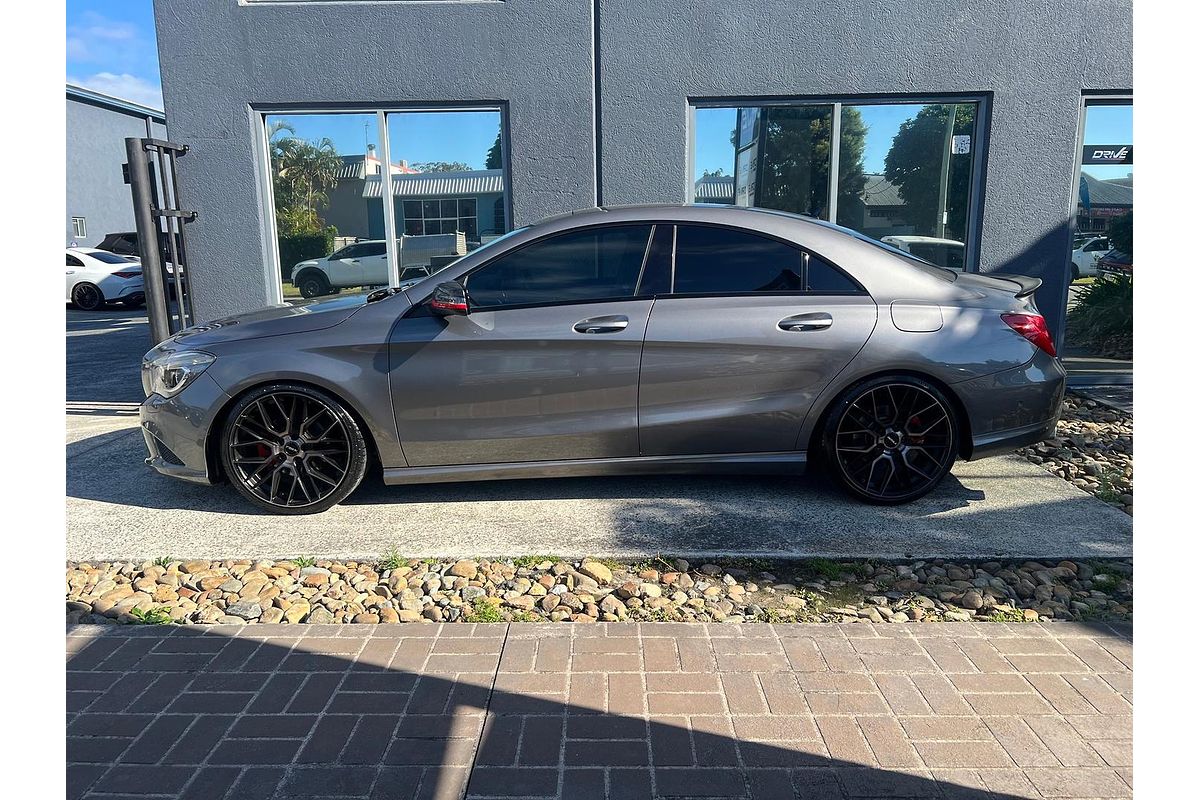2015 Mercedes-Benz CLA-Class CLA200 C117