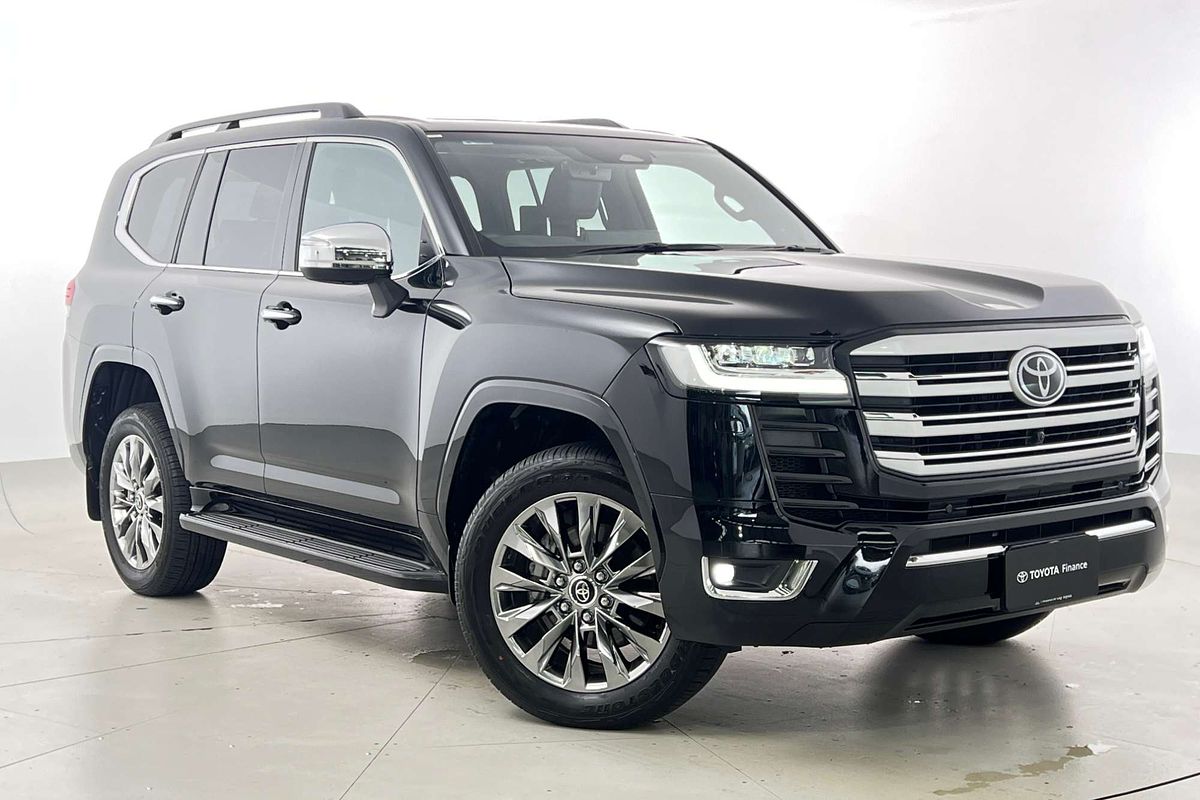 2025 Toyota Landcruiser Sahara ZX FJA300R