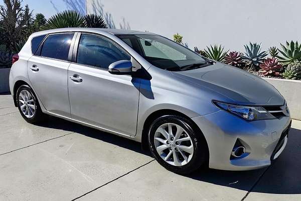 2013 Toyota Corolla Ascent Sport ZRE182R