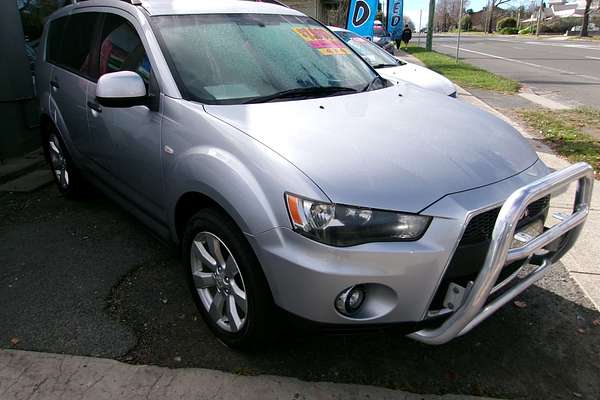 2010 Mitsubishi Outlander LS ZH