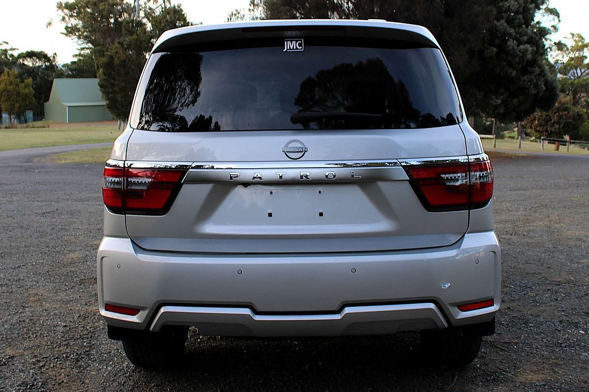 2024 Nissan Patrol Ti Y62
