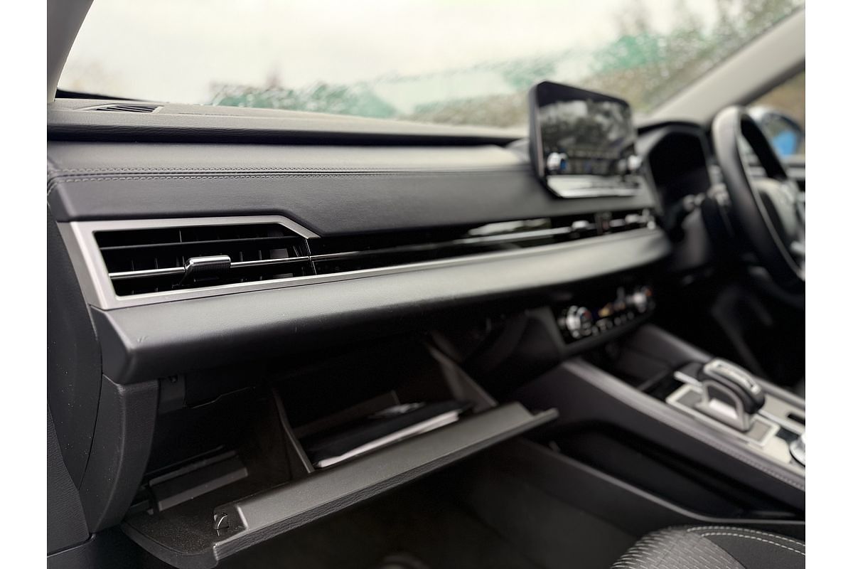 2024 Mitsubishi Outlander LS ZM