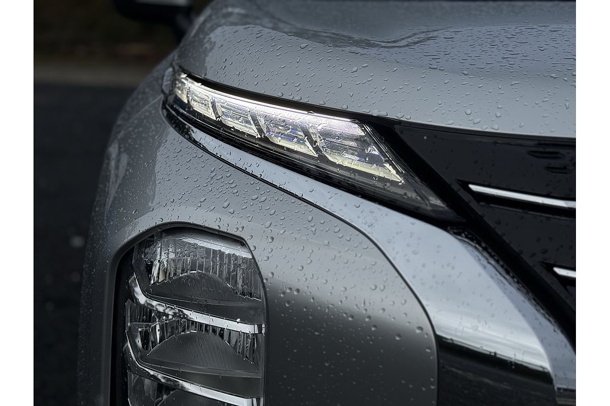 2024 Mitsubishi Outlander LS ZM